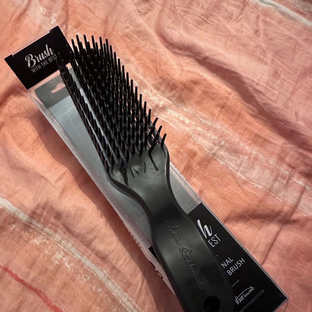 Felicia Leatherwood hairbrush - Black